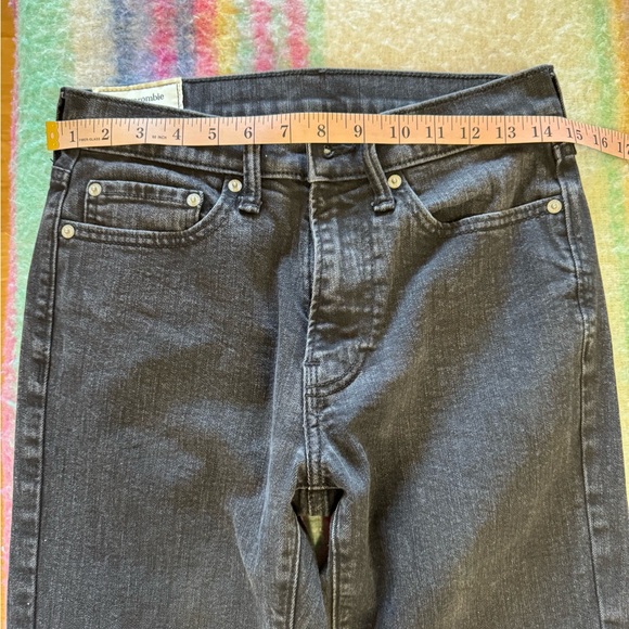 Abercrombie Straight Leg - Picture 3 of 8